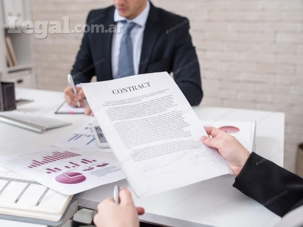 DERECHO COMERCIAL Y ASESORAMIENTO A EMPRESAS
